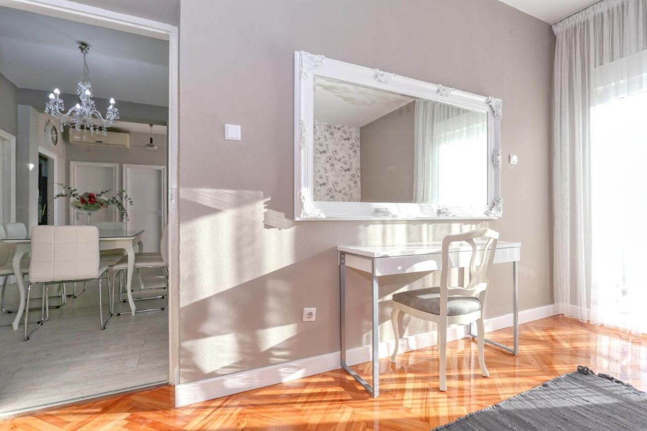 Hacienda Mia With Pool,Bbq, Yacuzzi,Free Parking Zára Kültér fotó