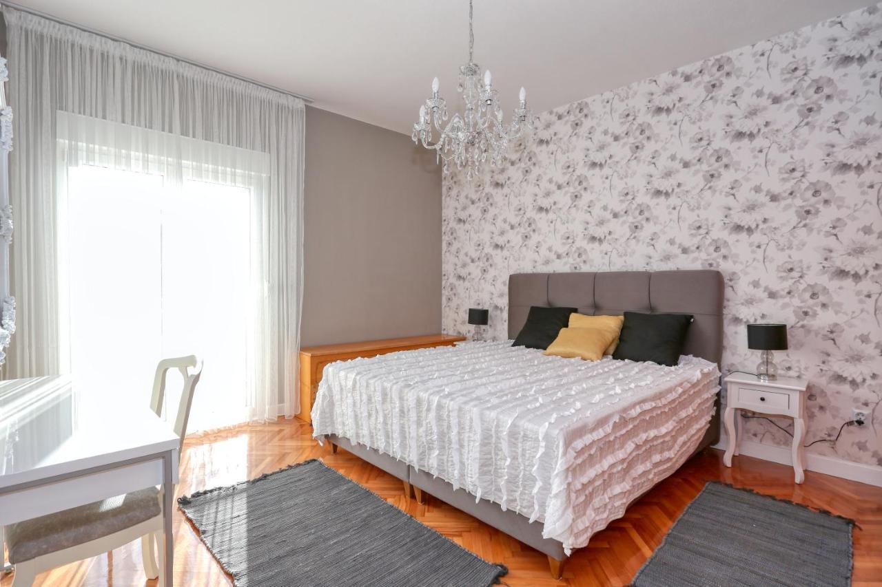 Hacienda Mia With Pool,Bbq, Yacuzzi,Free Parking Zára Kültér fotó