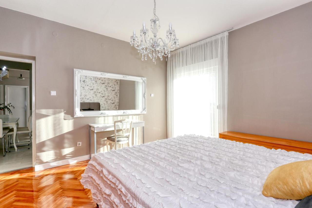 Hacienda Mia With Pool,Bbq, Yacuzzi,Free Parking Zára Kültér fotó
